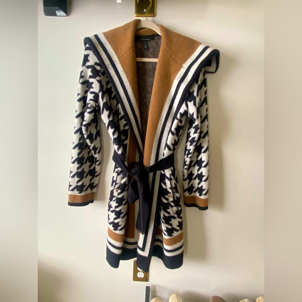 WHBM houndstooth sweater coat size S